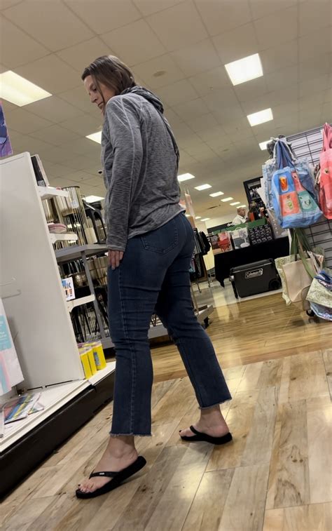 Mature Pawg In Jeans Tight Jeans Forum
