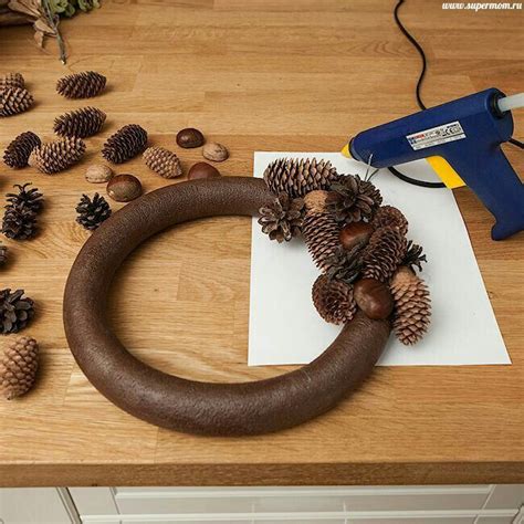 How To Make A Pinecone Wreath Without Wire Or Glue Artofit