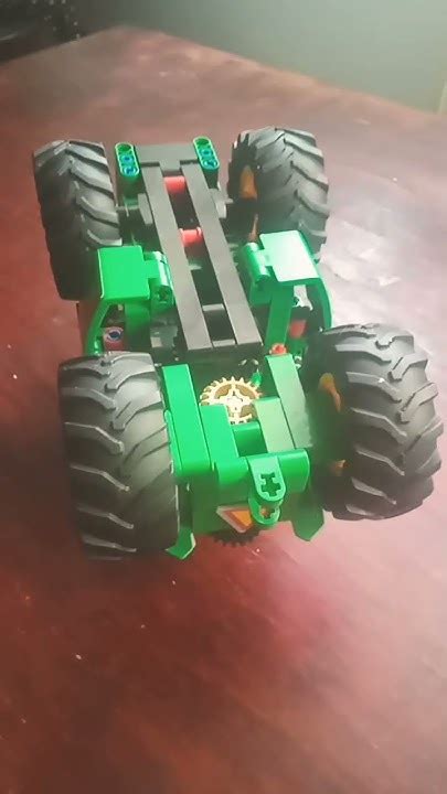 трактор John Deere із Lego technic - YouTube