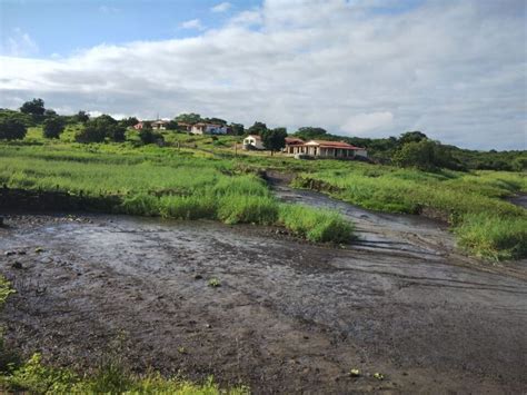 V Deo Ap S Forte Chuva Barragem Rompe E Gua Atinge Comunidade No