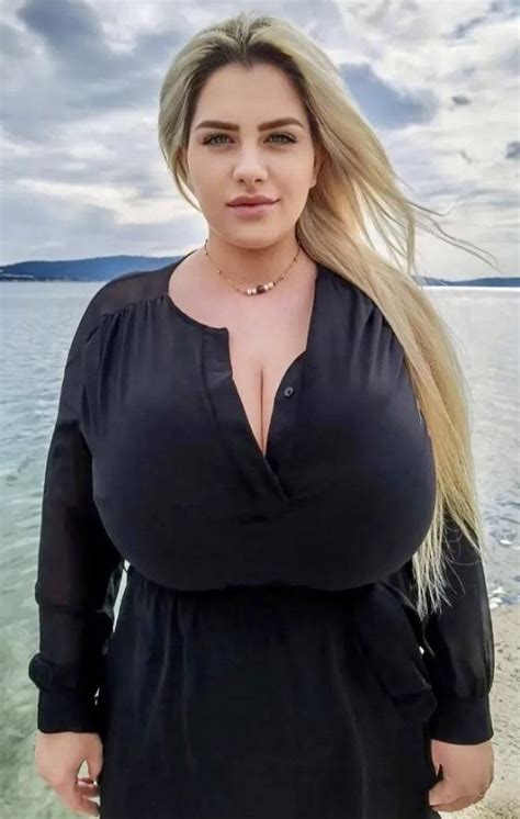 Blonde Beads Boobs R 2busty2hide