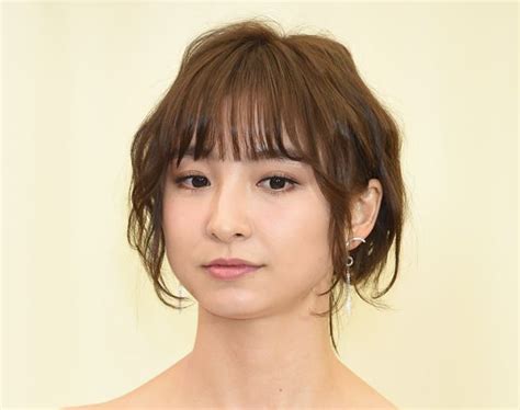 篠田麻里子 不倫報道を完全否定もtwitterで拡散される“修羅場音声” 相次ぐ誹謗中傷に心配の声 ニコニコニュース