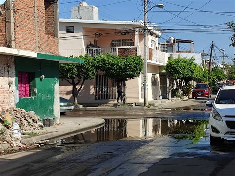 Agua estancada y pestilente enferma a niños y adultos mayores Vecinos