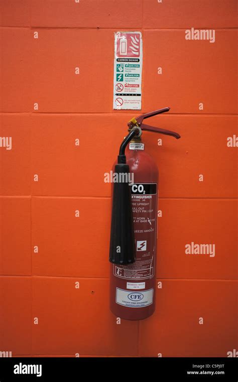 Wall Mounted Fire Extinguisher Hi Res Stock Photography And Images Alamy