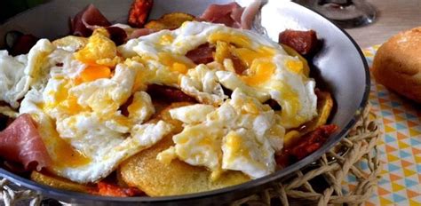 Huevos Rotos Con Chorizo 2021 Comida Cocina Receta