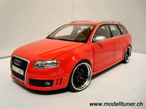 Modellino In Miniatura Audi RS4 1 18 Minichamps Avant Rosso Jantes 19