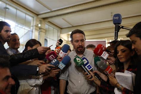 Pablo Iglesias llama a Quim Torra para reunirse con él y allana el