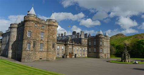 Virtual tours: the Palace of Holyroodhouse | The Royal Family