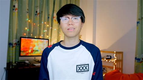 Những Vlogger hot nhất một thời đang làm gì để kiếm sống