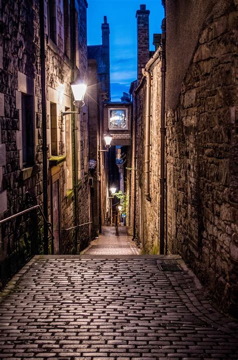 Royal-mile-closes-hidden-streets | Inspiring Travel Scotland | Scotland