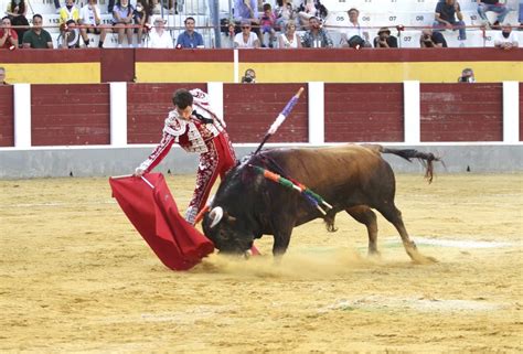 La Panor Mica Noticias Corrida De Los Claveles Ceheg N Junio De