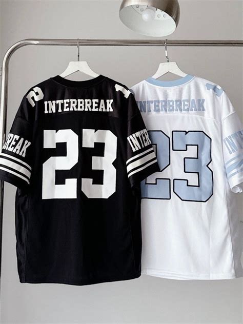 Áo thun nam nữ Áo Phông Sweatshirt Thể Thao Thêu Số Chất liệu cotton Fom Rộng unisex HOT