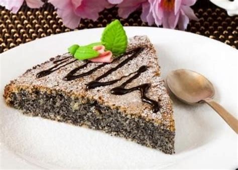 Маковый пирог: 10 разнообразных рецептов