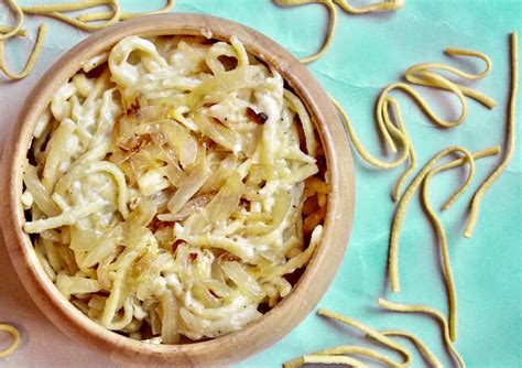 Cheese Spaetzle (Käsespätzle) from Germany and Austria - The Foreign Fork