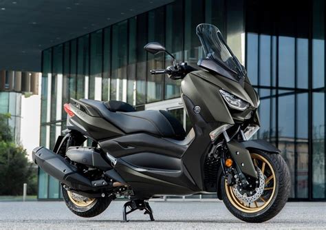 Yamaha X Max Tech Max Prezzo E Scheda Tecnica Moto It