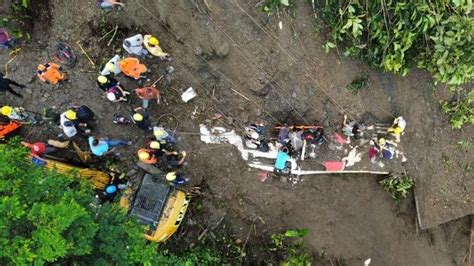 Ascienden A 34 Los Muertos Por Un Alud De Tierra En Colombia Onda Vasca