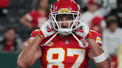 Travis Kelce gives blunt response to Athlete of the Year nomination: ‘F ...