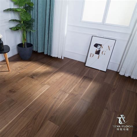 Light Color Flat Surface American Walnut Engineered Wood Flooring