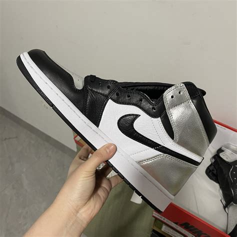 Air Jordan 1 WMNS “Silver Toe” - Daily Sport Fan