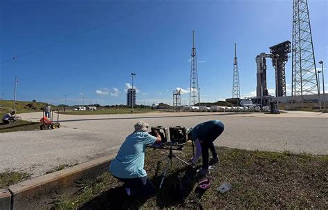 Boeing S New Starliner Capsule Set For First Crewed Flight To Space