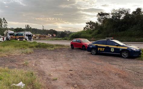 Homem Preso Ap S Saquear Ve Culos Carregados Ma S E Energ Ticos