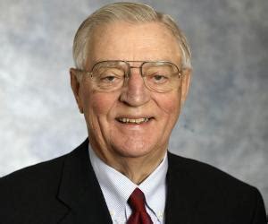 Walter Mondale Biography - Facts, Childhood, Family Life & Achievements