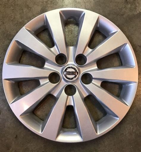 Nissan Sentra Hubcap Genuine Factory Original Oem