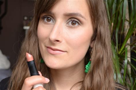 Maquillage nude et bio pour la rentrée avec Nuoo Peppermint Beauty