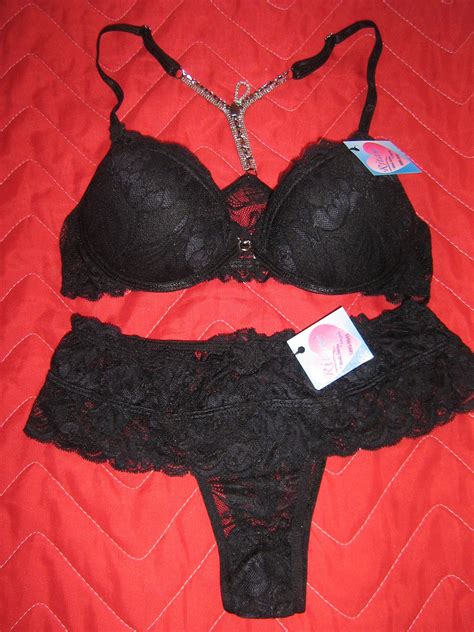 Toda Mulher Tem Que Ter LINGERIE