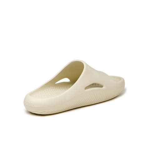 Crocs Mellow Slide – buy now at Asphaltgold Online Store!