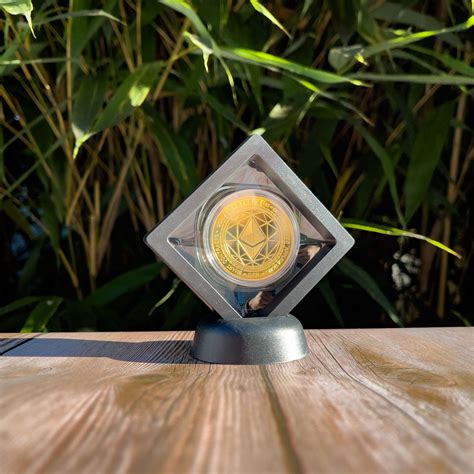 Cryptochips | Dogecoin (DOGE) Physical Crypto Coin