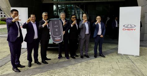 Chery Omoda E Tengku Zafrul Bm Paul Tan S Automotive News