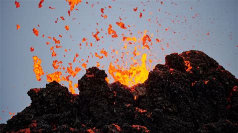 Three Volcanoes Are Erupting in Alaska | Mental Floss