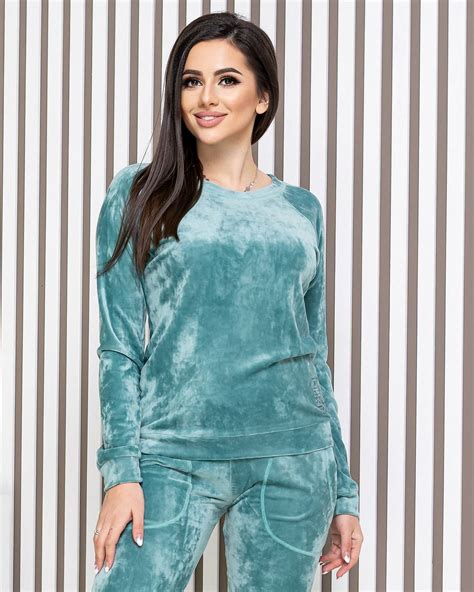 Велюровий костюм жіночий LINGERIE 170052 придбати в Києві Одесі в інтернет магазині Lingerie ua