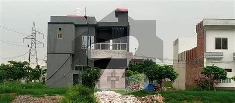 Marla Double Storey Luxury House In Zee Gardens On Canal Rd