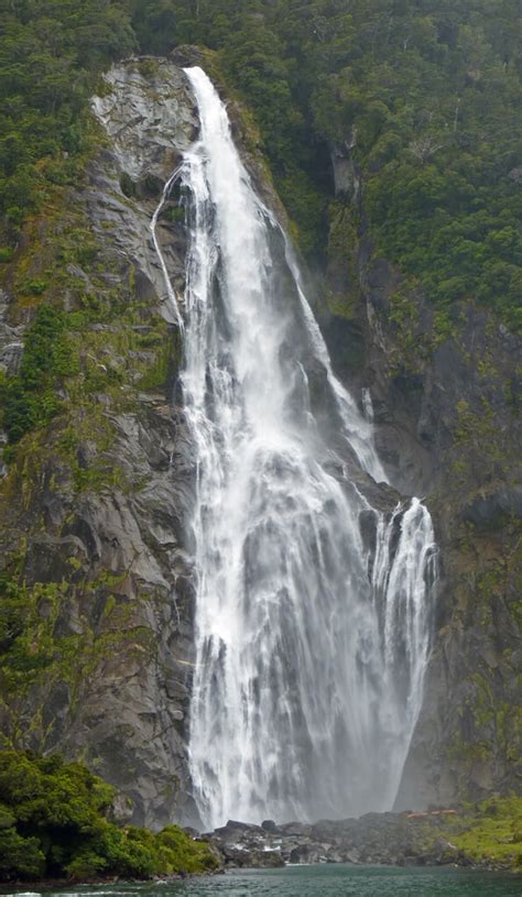 Milford Sound - Scenery Photographers Dream AboutAdventurous Retirement