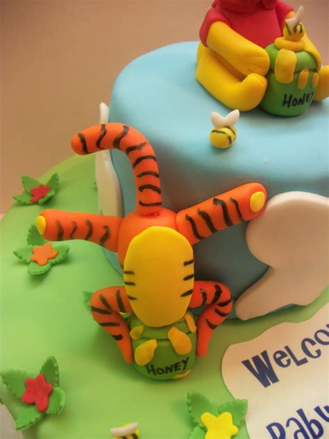 Tasty Cakes: Pooh & TIgger Cake