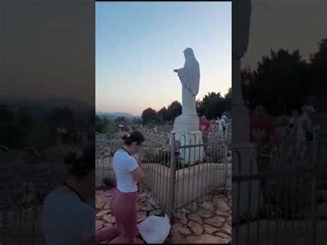 Ora Es Matinais No Podbrdo Em Medjugorje De Julho De Youtube