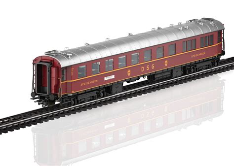 Standard Design 1928 to 1930 Express Train Passenger Car Set | Märklin