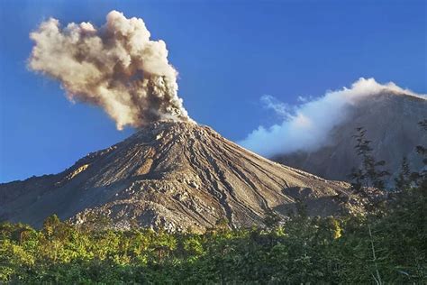 Ash Eruption Santiaguito Volcano Guatemala Quezaltenango Photos