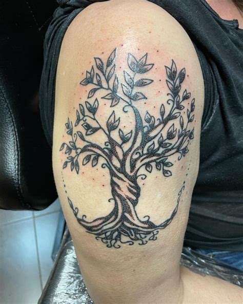 Palm Tree Tattoo, Tree Tattoo, Family Tree Tattoo, Pine Tree Tattoo ...