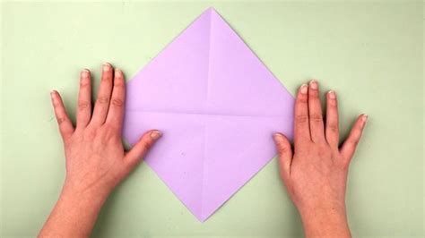 Concentrazione Capo Glorioso Piramide Di Carta Donna Preparazione