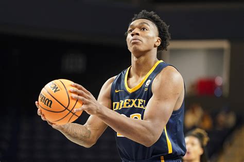 Kentucky, Mark Pope land former Drexel center Amari Williams - The Athletic