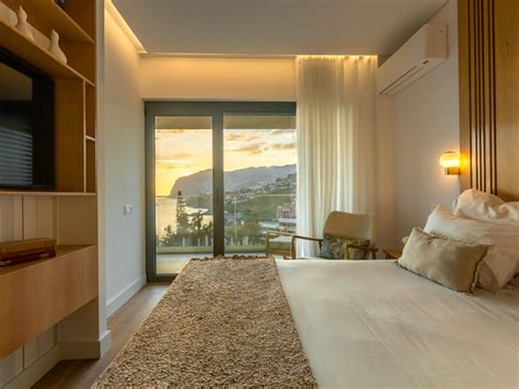 Apartamento T Novo Vista Mar Para Venda No Funchal Na Ilha Da