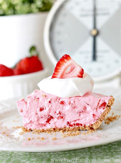 Cool And Easy Strawberry Pie With Homemade Graham Cracker Crust Love Of