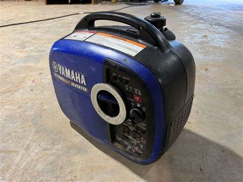 Yamaha EF2000isV2 Portable Gas-Powered Inverter Generator - JJ Merchant