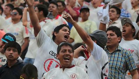 Universitario Fue El Club Que Más Hinchas Llevó A Estadios En 2018 Deportes Correo