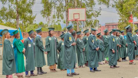 Istou Goma Album Collation Des Grades Acad Miques