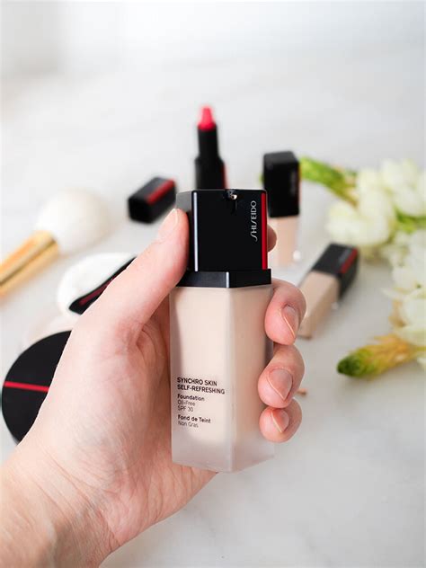 Shiseido Synchro Skin Self Refreshing Foundation And Concealer Review