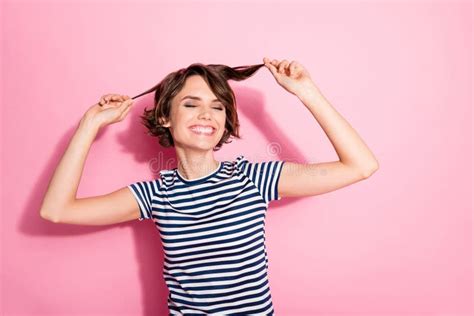 Photo Of Attractive Overjoyed Lady Hold Hands Short Hairdo Curls Toothy